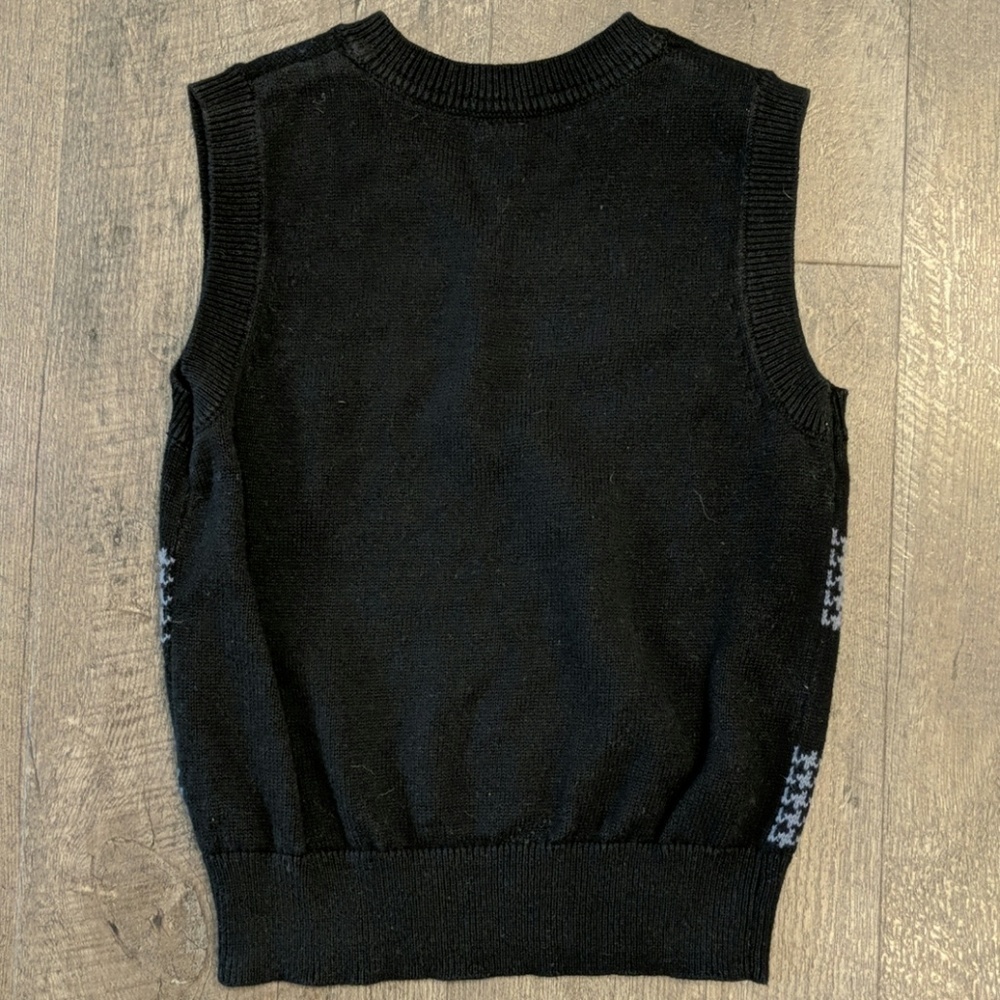 Old Navy Boys Black and Gray Houndstooth Sweater Vest Size 3T EUC - Picture 2 of 4
